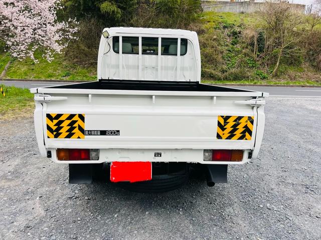 2003 Toyota Dyna – thumbnail 3