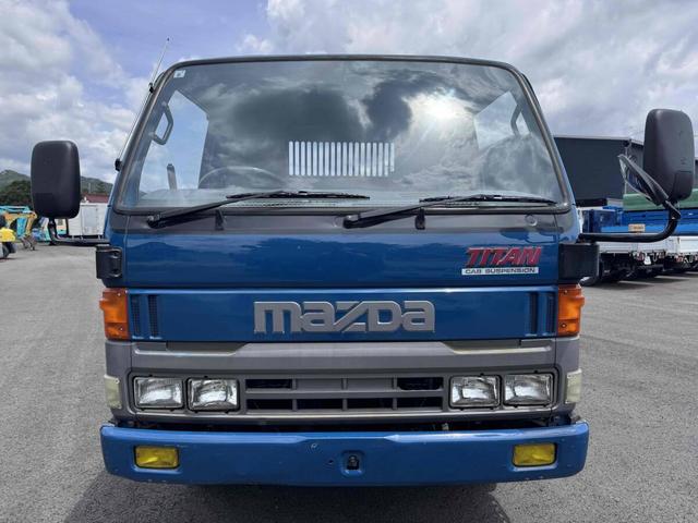 1995 Mazda Titan – thumbnail 4