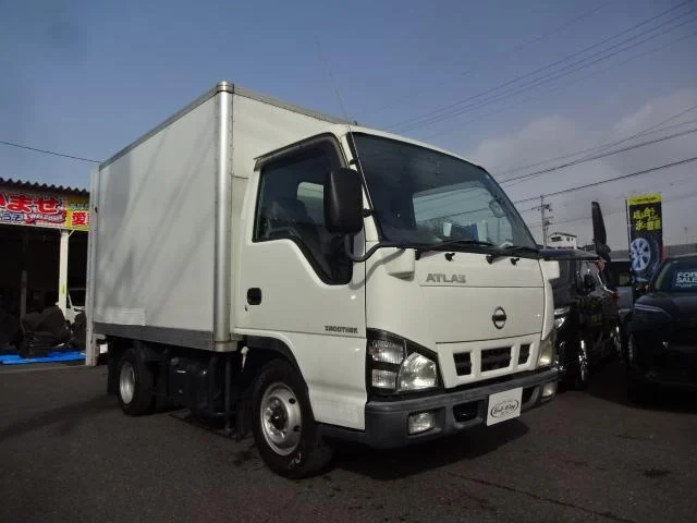 2006 Nissan Atlas