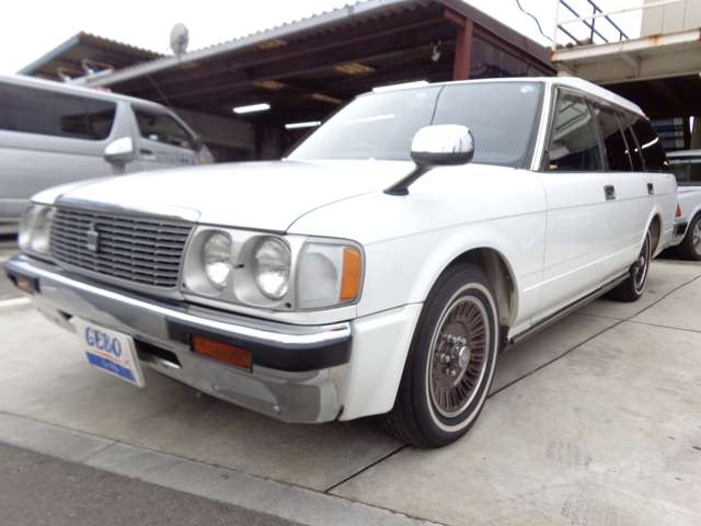 1992 Toyota Crown Van – thumbnail 3