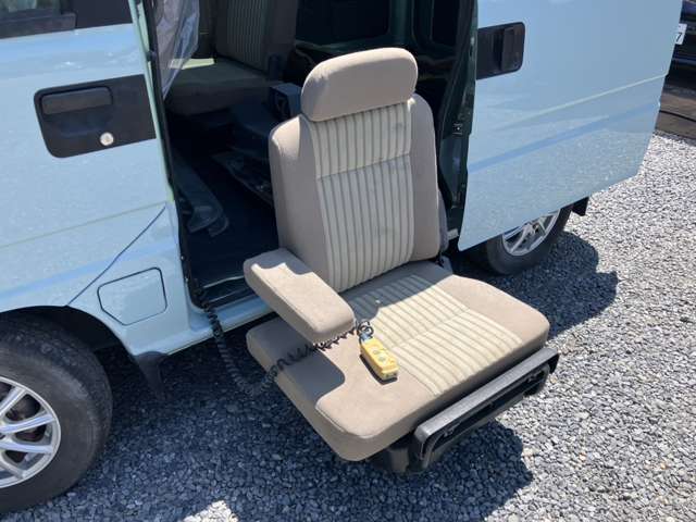 2001 Subaru Sambar Dias Wagon – thumbnail 2