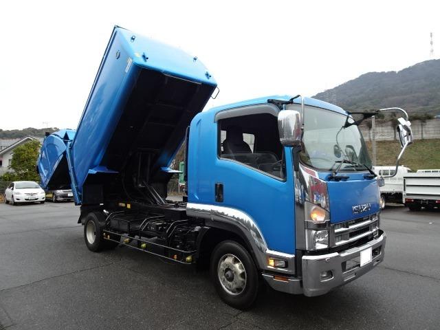 2009 Isuzu Forward – thumbnail 3