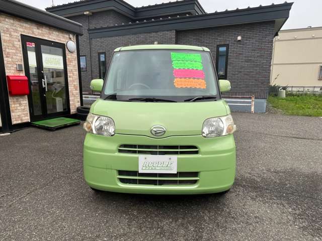2011 Daihatsu Tanto – thumbnail 2