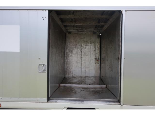 2010 Toyota Dyna – thumbnail 2