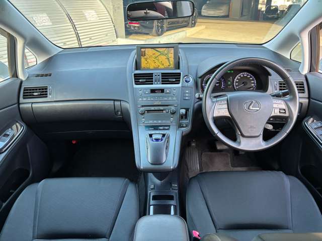 2010 Lexus HS – thumbnail 2