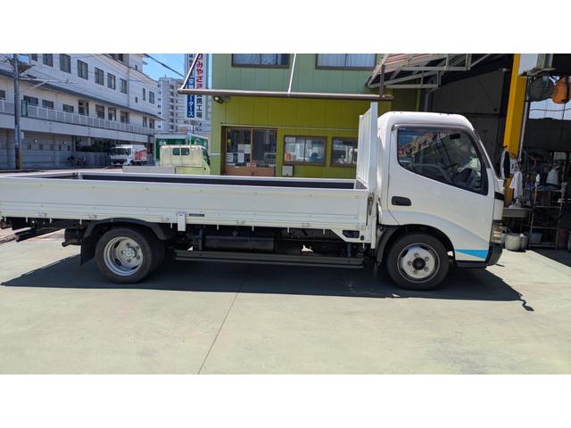 2003 Toyota Dyna – thumbnail 4