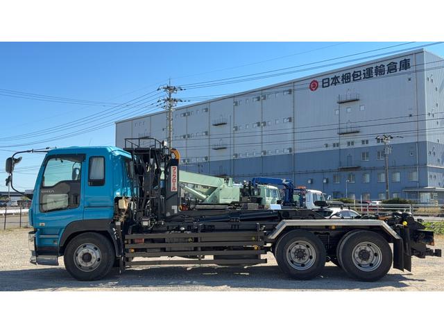 2010 Isuzu Giga – thumbnail 4