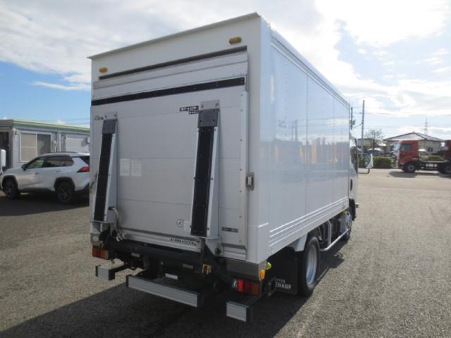 2010 Mazda Titan – thumbnail 4