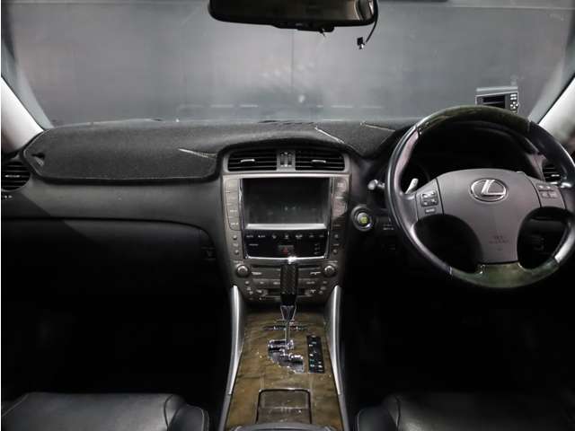 2008 Lexus IS – thumbnail 2