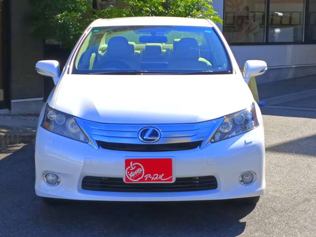 2010 Lexus HS – thumbnail 2