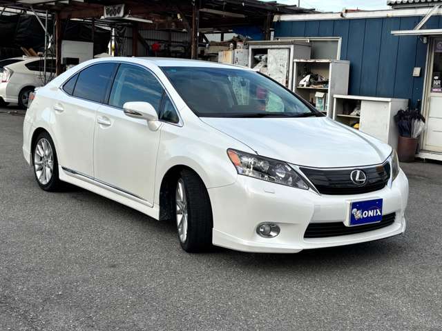 2011 Lexus HS – thumbnail 3