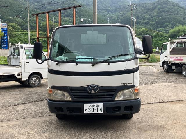 2010 Toyota Dyna – thumbnail 2