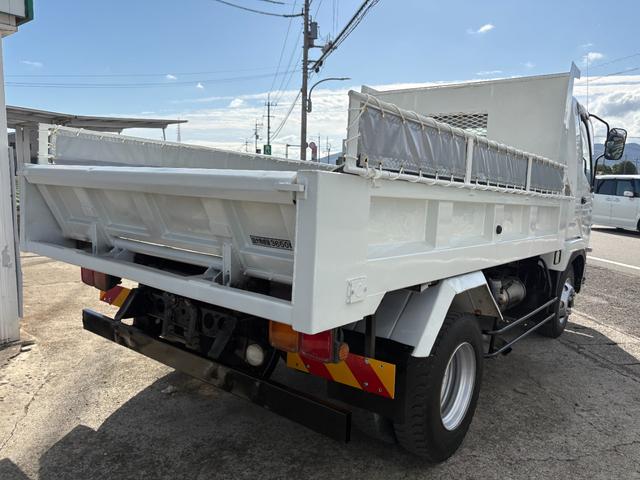 2011 Mitsubishi Fuso Fighter – thumbnail 3