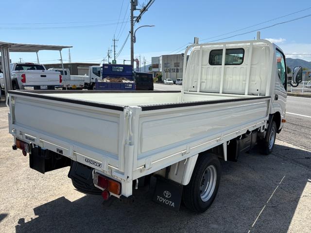 2009 Toyota Dyna – thumbnail 3