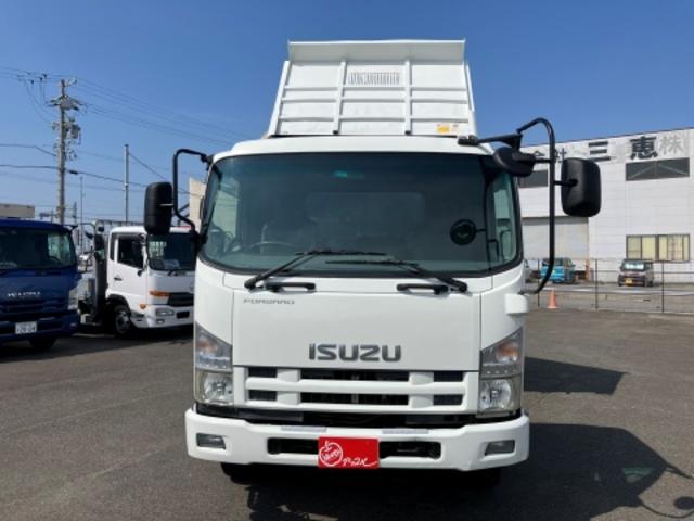 2009 Isuzu Forward – thumbnail 4
