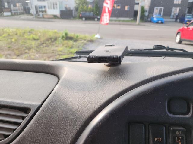 2006 Isuzu Forward – thumbnail 3