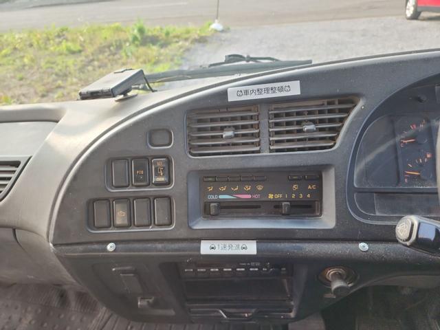 2006 Isuzu Forward – thumbnail 4