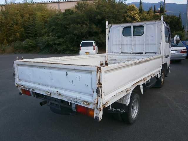 1996 Nissan Atlas – thumbnail 2