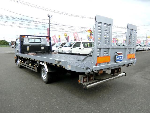 2011 Toyota Dyna – thumbnail 3
