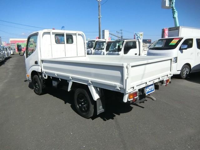 2011 Toyota ToyoAce – thumbnail 3