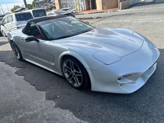 2001 Chevrolet Corvette Convertible – thumbnail 3