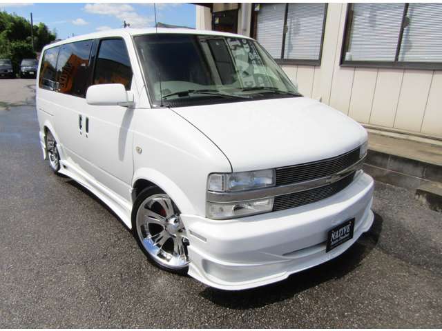 2001 Chevrolet Astro – thumbnail 2