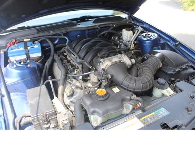 2009 Ford Mustang – thumbnail 3