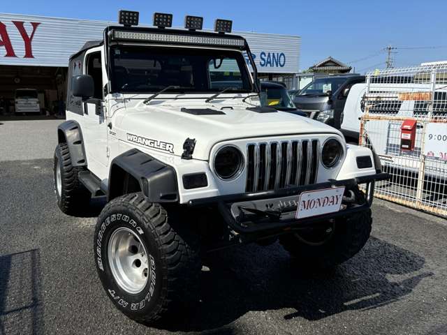 2004 Jeep Wrangler – thumbnail 3