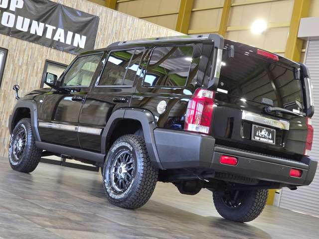 2007 Jeep Commander – thumbnail 3