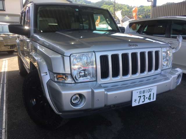 2007 Jeep Commander – thumbnail 4