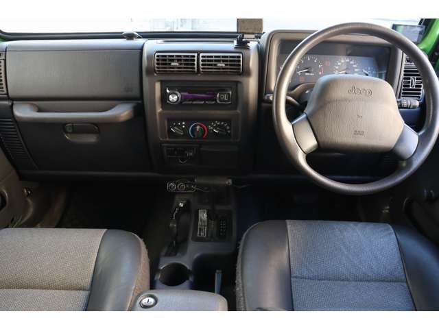 2000 Jeep Wrangler – thumbnail 3