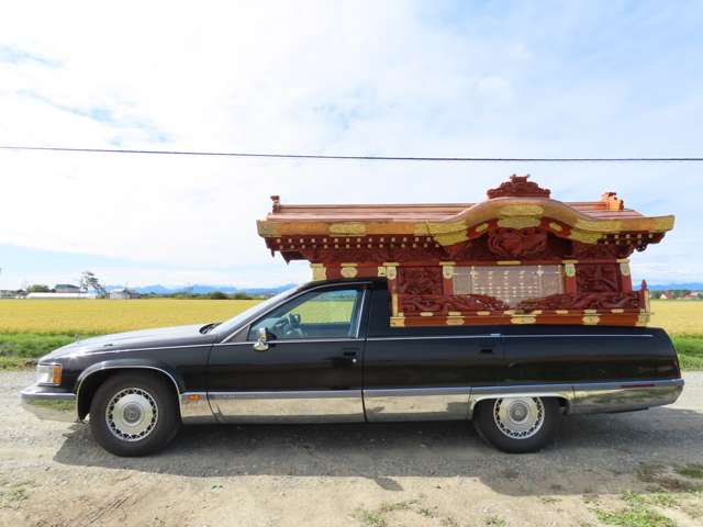 1993 Cadillac Fleetwood – thumbnail 4