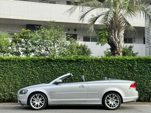 2007 Volvo C70 Cabriolet – thumbnail 3
