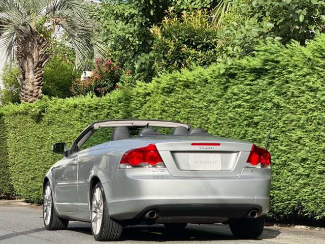 2007 Volvo C70 Cabriolet – thumbnail 4