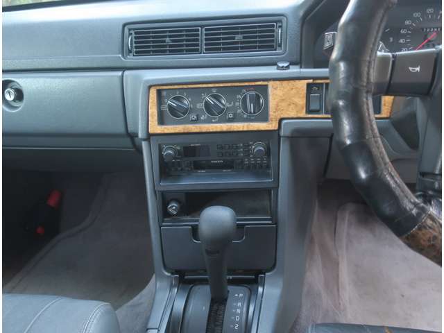 1997 Volvo 940 Estate – thumbnail 3