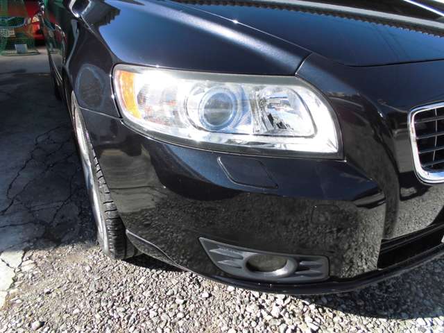 2011 Volvo V50 – thumbnail 4