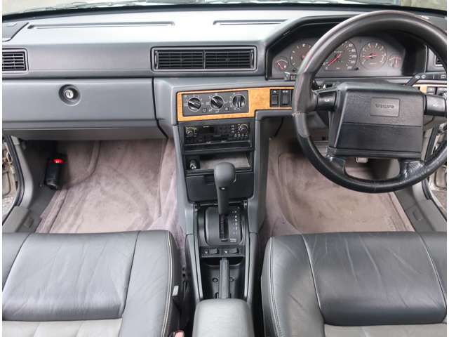 1997 Volvo 940 Estate – thumbnail 3