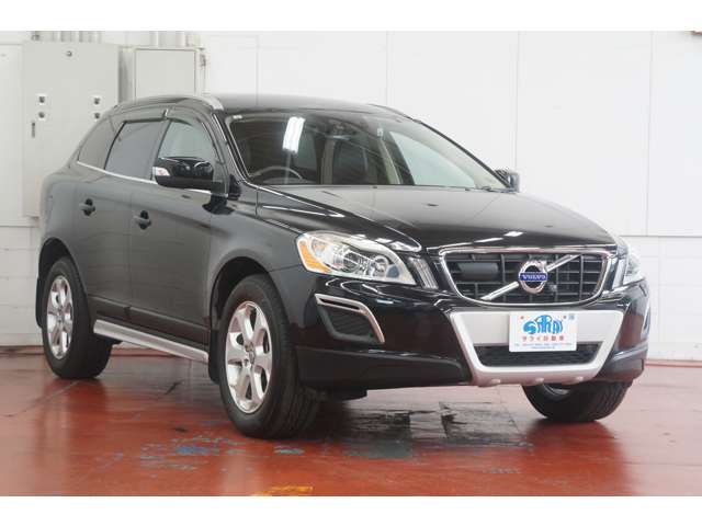 2011 Volvo XC60 – thumbnail 3