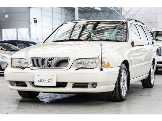 2000 Volvo V70