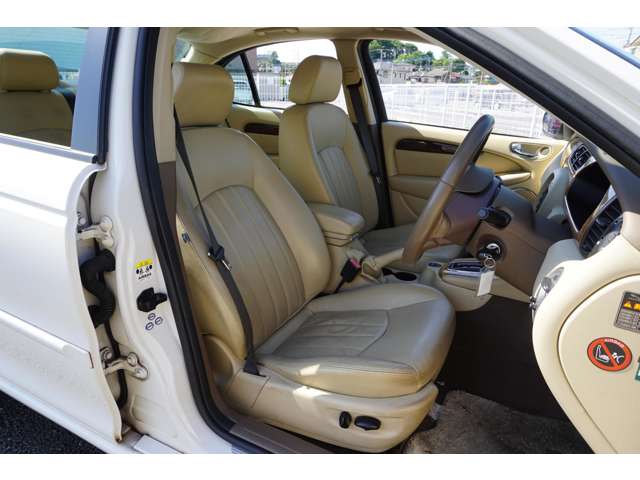 2007 Jaguar X-Type – thumbnail 4