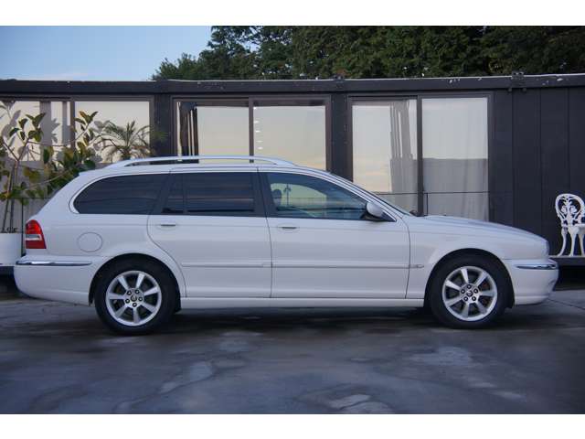 2007 Jaguar X-Type Estate – thumbnail 4