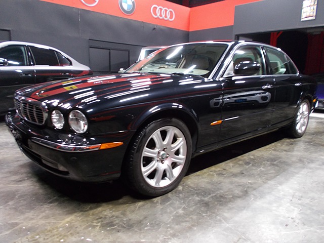 2003 Jaguar XJ