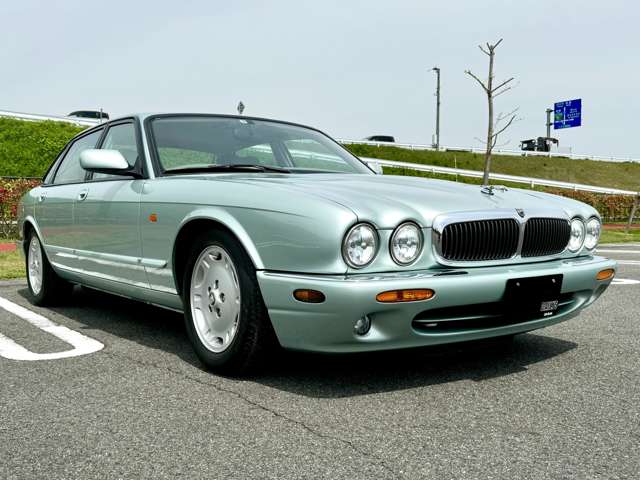 1998 Jaguar XJ – thumbnail 4