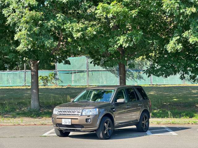 2011 Land Rover Freelander 2 – thumbnail 3
