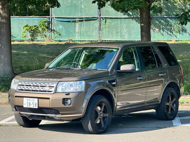 2011 Land Rover Freelander 2 – thumbnail 4
