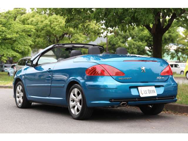 2007 Peugeot 307CC – thumbnail 4