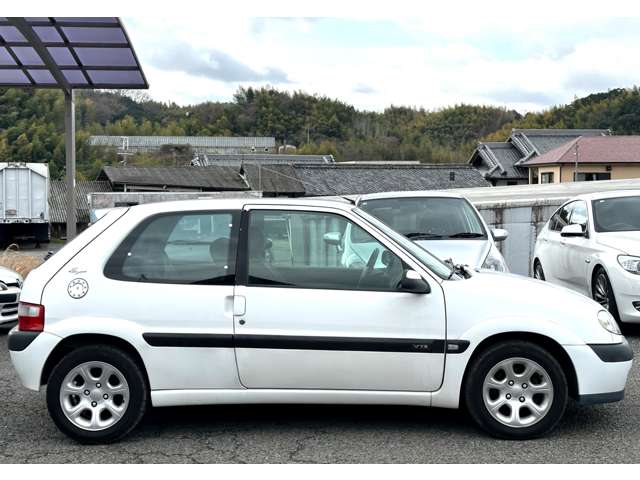 2003 Citroën Saxo – thumbnail 3