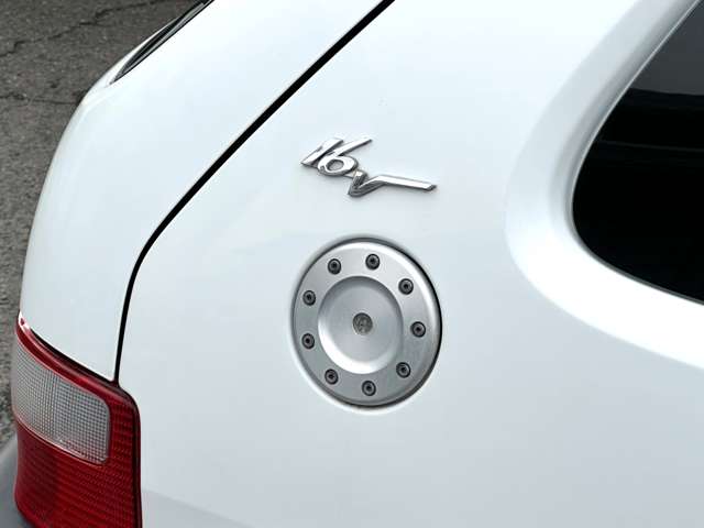 2003 Citroën Saxo – thumbnail 4