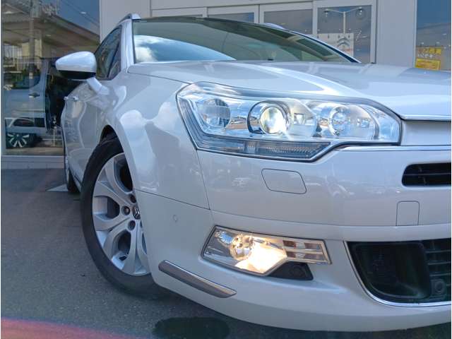 2010 Citroën C5 Tourer – thumbnail 2