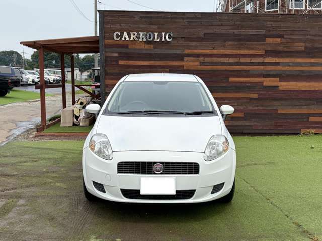 2009 Fiat Grande Punto – thumbnail 2
